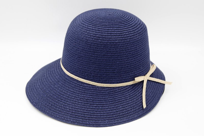 【Paper home】 Hepburn hat (dark blue) paper thread weaving - Hats & Caps - Paper Blue