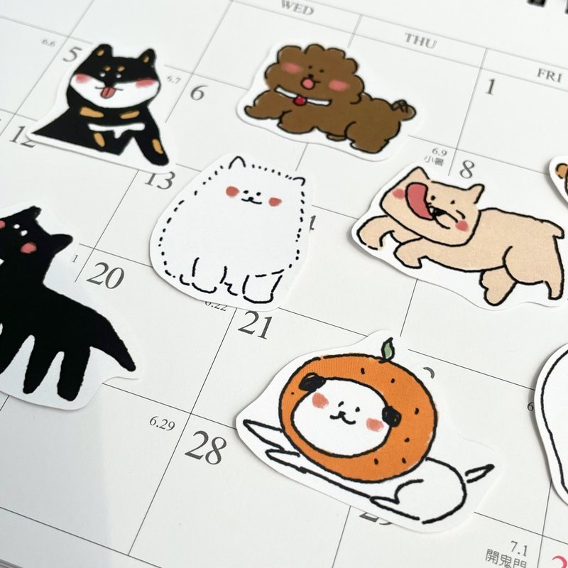 毎日が犬の日 -ホワイト背景のステッカー - ステッカー・シール - 紙 ホワイト
