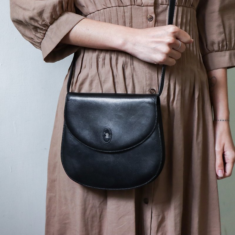 Vintage Bally Minimal Black Leather Shoulder Bag - Messenger Bags & Sling Bags - Genuine Leather Black