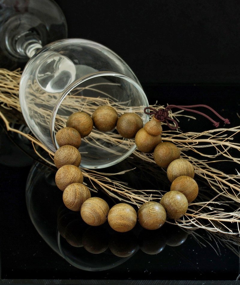 Wood Beads 15mm bracelet - สร้อยข้อมือ - ไม้ 