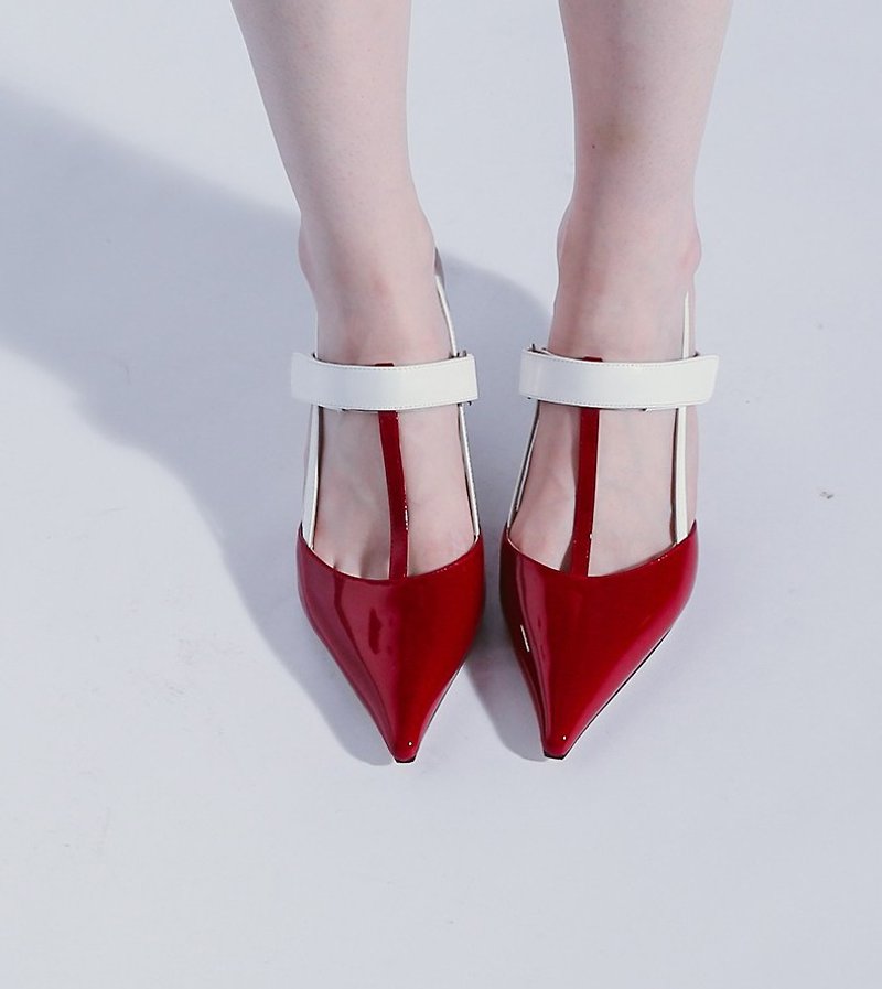 T狀結構 魔鬼氈設計 小跟涼鞋 紅 - 高跟鞋/跟鞋 - 真皮 紅色