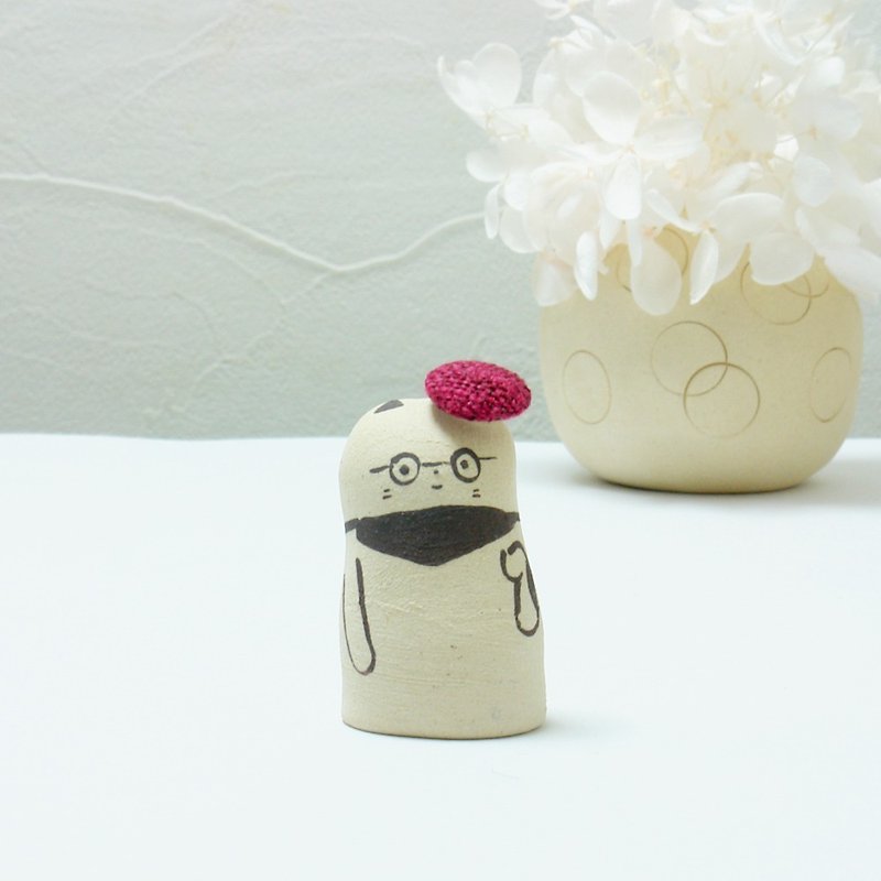 Handmade ceramic doll Maneki Neko with glasses with a cute little beret - Items for Display - Pottery Khaki
