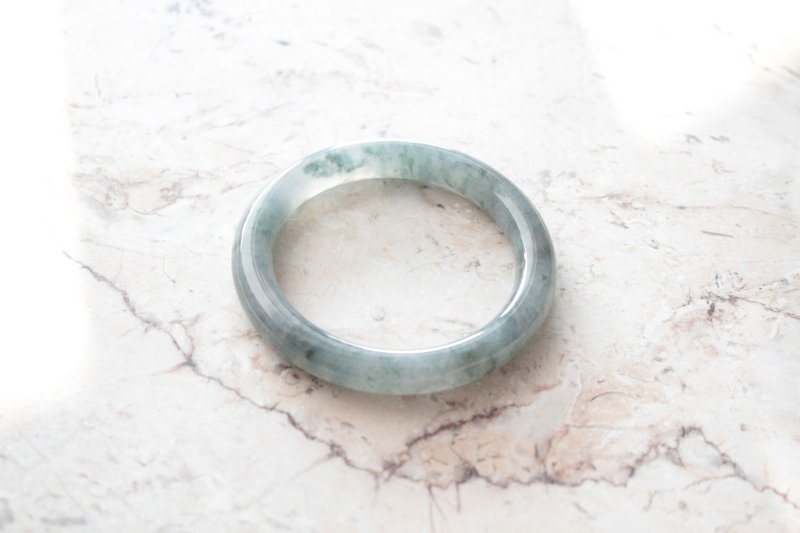 Journal-Doomsday Fireworks Pure Natural A Jadeite（Burmese Jade）Ice Light with グレー Flower Round Bone Bracelet - ブレスレット - 宝石 