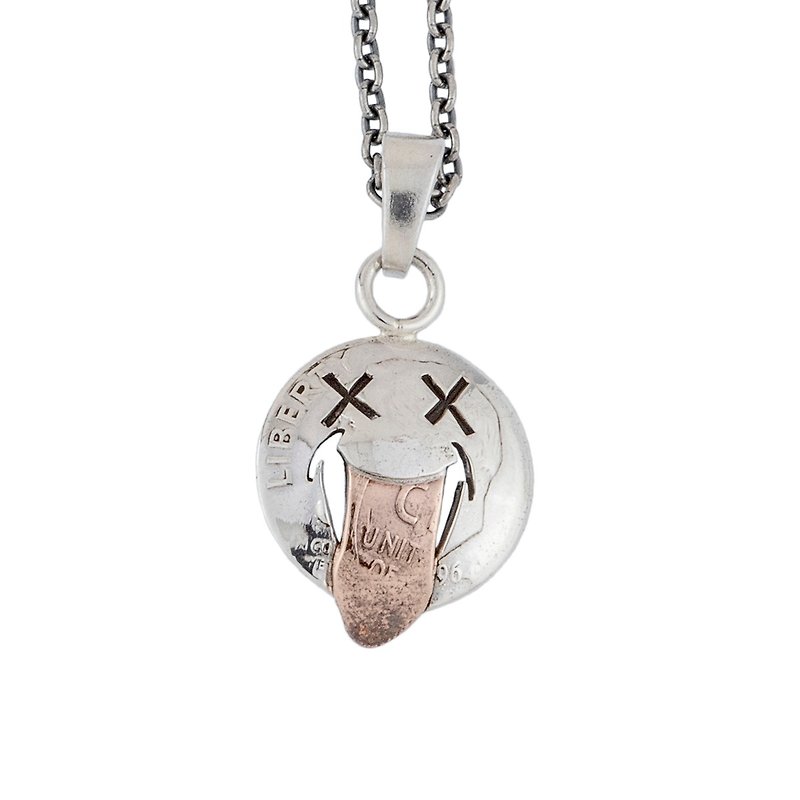 N-613 N-613 Necklace with tongue sticking out and playful copper coins - Necklaces - Silver 