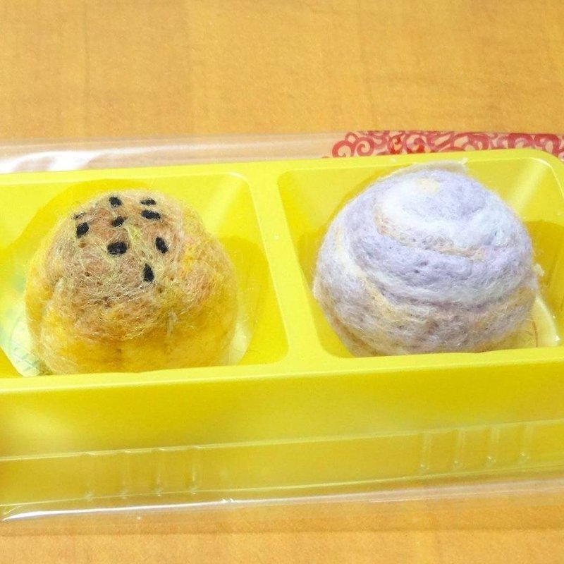 Zaoni卵黄ケーキ+里芋ケーキ（中秋節月餅） - 羊毛フェルトの「キーリング、装飾品、装飾品」 - 置物 - ウール 多色