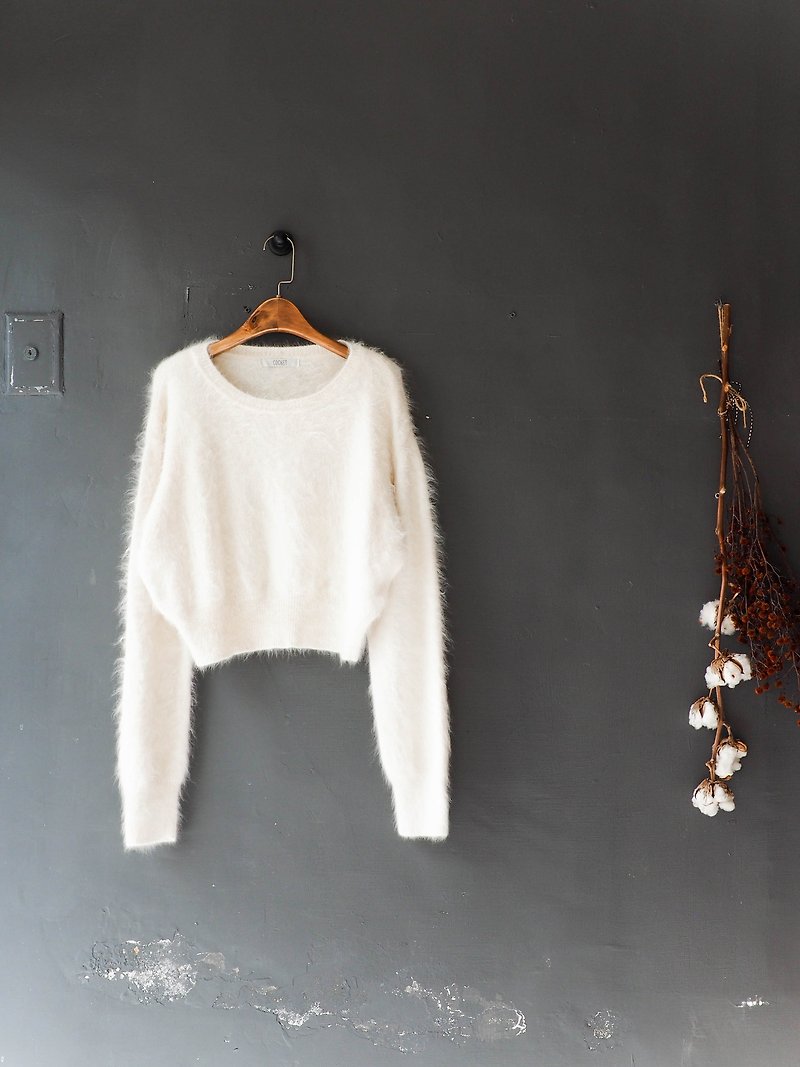 Rivers and Waters - Tokyo Warm Cappuccino Youth Notes Antique Fluff Soft Angora Rabbit Wool Sweater Tops Vintage sweater vintage angora rabbit hair - Women's Sweaters - Other Materials White
