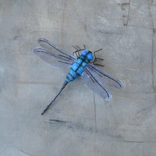 Damselfly Brooch Mounted Onto Coloured Resin Pins, Unique Fishing Fly  Brooches in Four Colourways, Unusual Hat or Scarf Pin, Quirky Tie Pin 