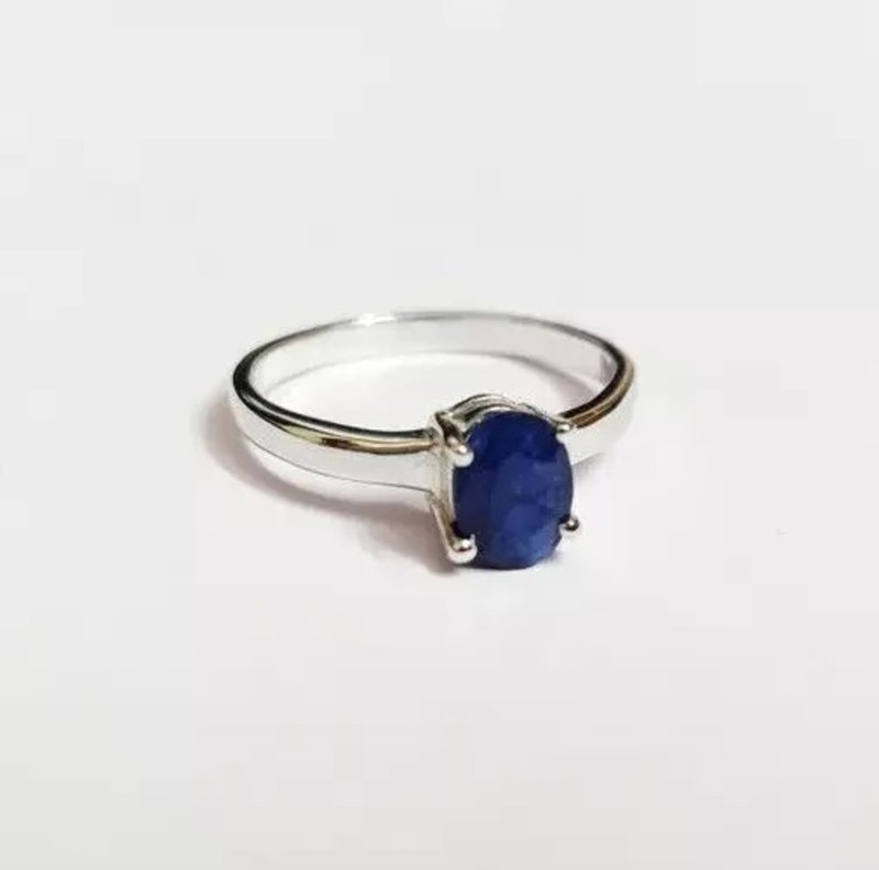 Natural Blue Sapphire Ring Oval High Quality Blue Sapphire Ring 925 Sterling - 戒指 - 寶石 藍色