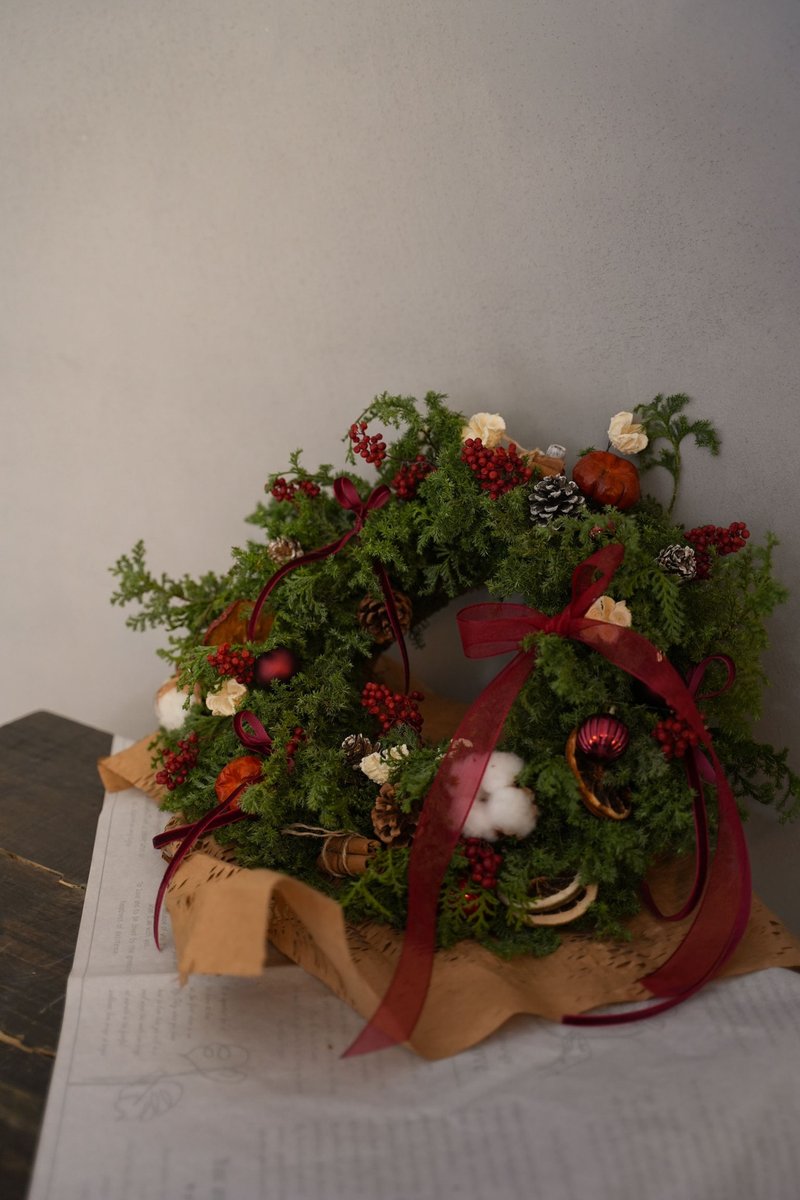 End of 2023 - Fresh cedar wreaths can be delivered at home and materials can be packaged - Plants & Floral Arrangement - Plants & Flowers Red