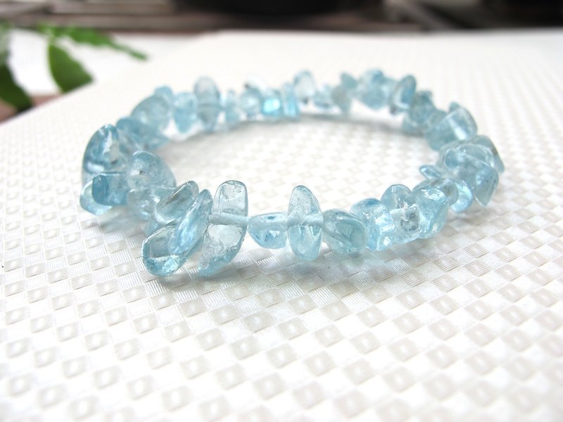 Seawater sapphire (irregular shape) [surf] - hand-created natural stone series - Bracelets - Gemstone Blue