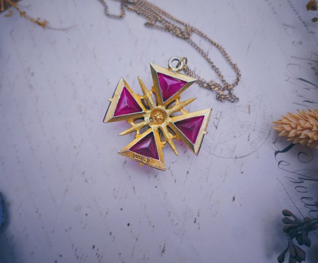 GRAiL】Cross logo necklace The Cross of the Holy Grail