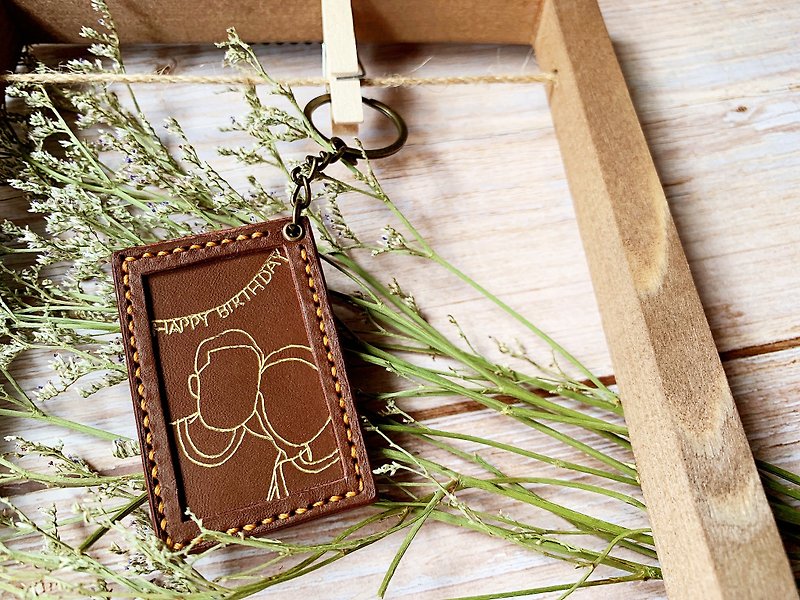 [Customized Gift/Valentine's Day Gift Box] Foil Stamping Portrait Painting Leather Key Ring/Keychain (Square Type - Keychains - Genuine Leather Brown