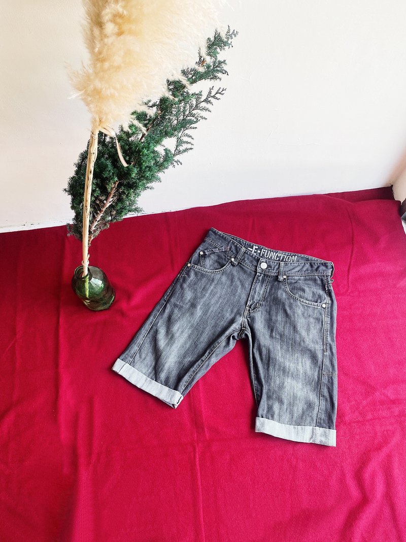 edwin/ W31 灰黑素面 男丹寧牛仔短褲 古著自改古著vintage pants - 男短褲/工作短褲 - 棉．麻 灰色