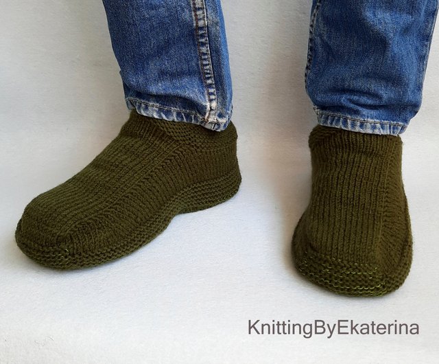 51 Best Woolen socks ideas  woolen socks, crochet slippers