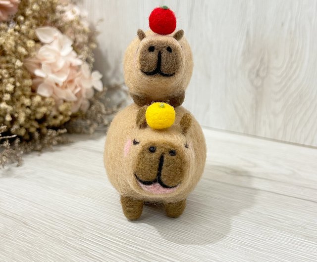 Capybara doll -  France