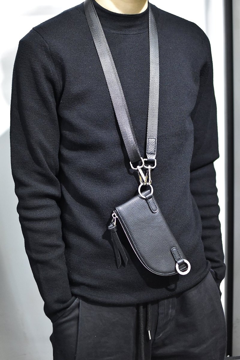 Placebo leather Keyring cash bag black - 零錢包/小錢包 - 真皮 黑色