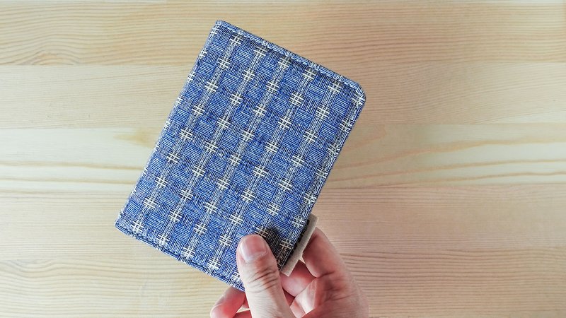 Brut Cake  - 純手工紡織古布護照夾 (5) 口袋可收納sim卡和插針