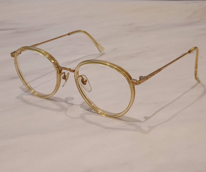 Out-of-print old brand new light yellow plastic frame inlaid with gold engraved antique glasses - Glasses & Frames - Other Materials 