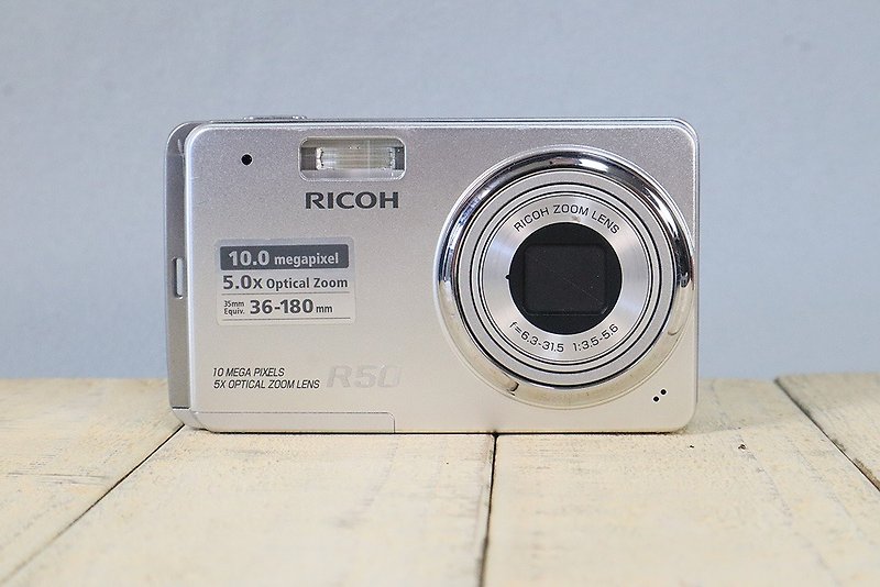 【完動品】RICOH R50 コンパクトデジタルカメラ - 相機/拍立得 - 其他金屬 