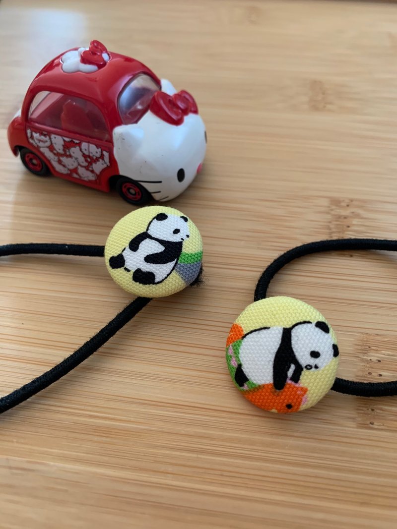 文青風可愛動物髮束布扣~小貓熊 黑髮束 彈性繩 髮圈 黑手環 綁 - 髮夾/髮圈 - 棉．麻 黃色