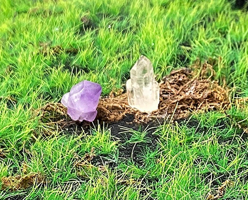 紫晶骨幹 白水晶簇 | 招財開運 避邪保平安 | 入厝 禮品 快速出貨 - 擺飾/家飾品 - 水晶 多色