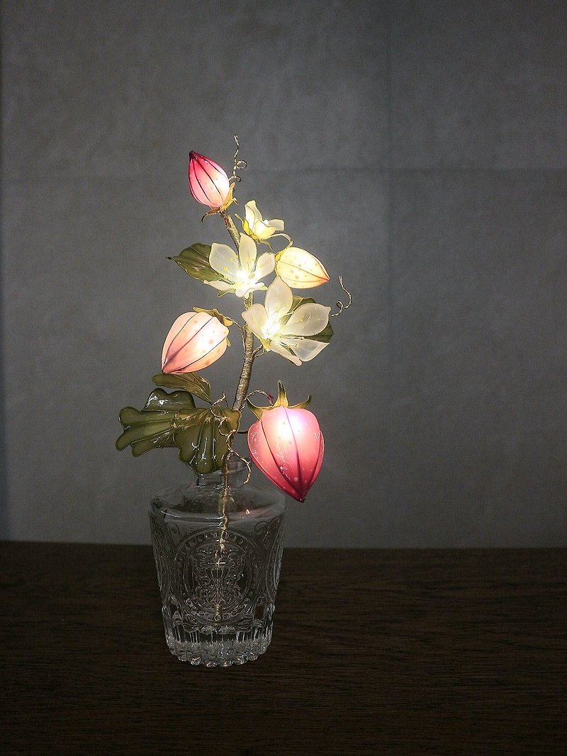 【誕生花燈】12月・草莓 - 香薰/精油/線香 - 樹脂 
