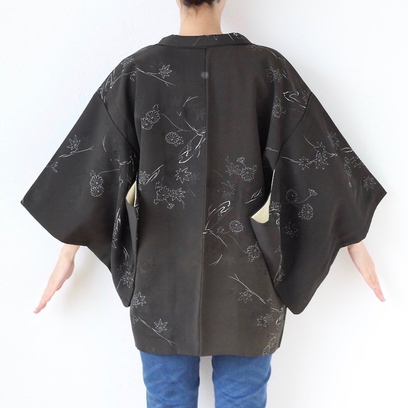 chrysanthemum kimono, Momiji leaf haori, vintage haori, authentic kimono /3548 - ジャケット - シルク・絹 ブラック