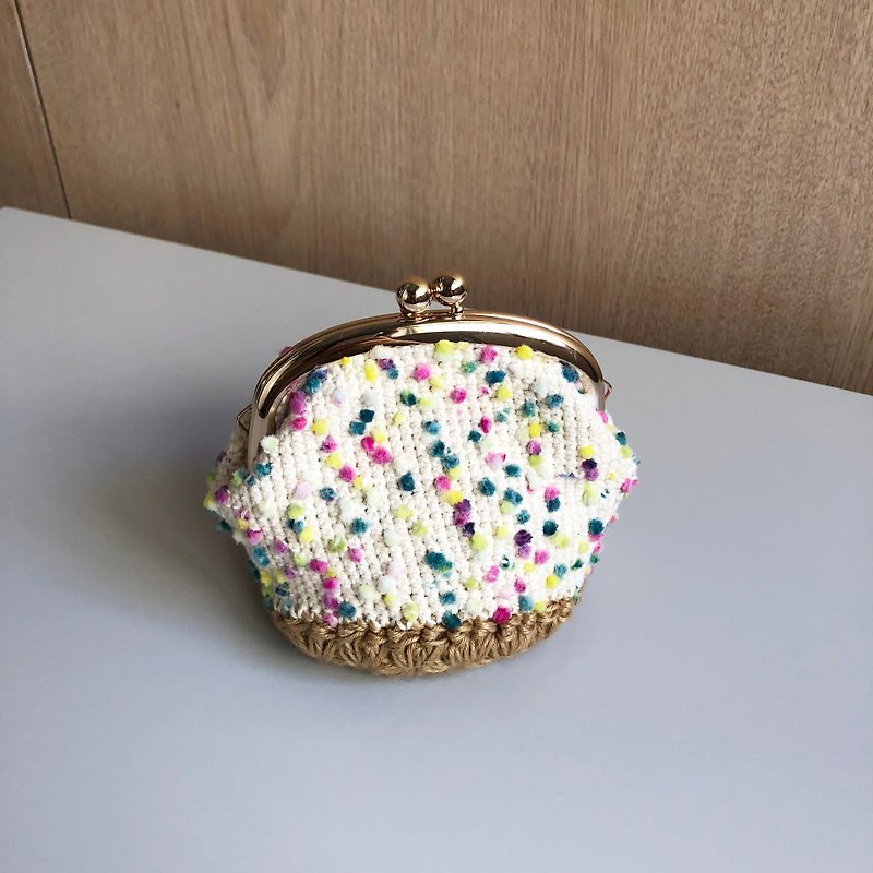 Hand-woven mouth package - colorful morning purse - กระเป๋าใส่เหรียญ - ผ้าฝ้าย/ผ้าลินิน หลากหลายสี