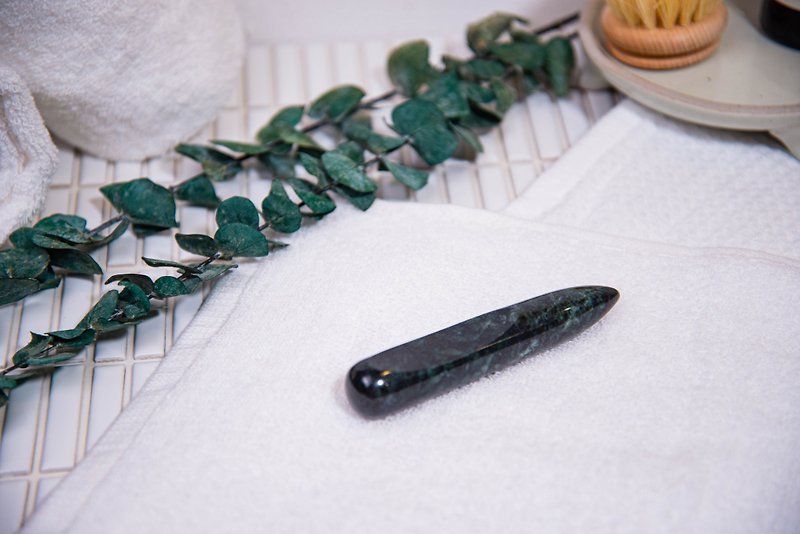 Black Jade Massage Tool - Bullet-shaped - Other - Jade Gray