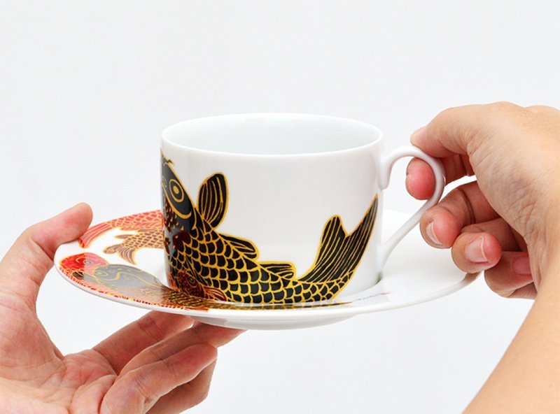 Cup & Saucer - Carp is dragon in heaven/80BK - แก้วมัค/แก้วกาแฟ - ดินเผา สีแดง