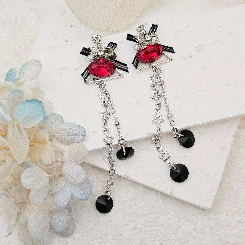 Nightfall - Clip Earrings Needle Earrings Stainless Steel Hypoallergenic - ต่างหู - โลหะ สีแดง