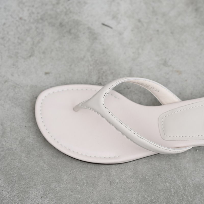 歐美細帶-夏季夾腳涼鞋拖鞋-白色 - 涼鞋 - 真皮 白色
