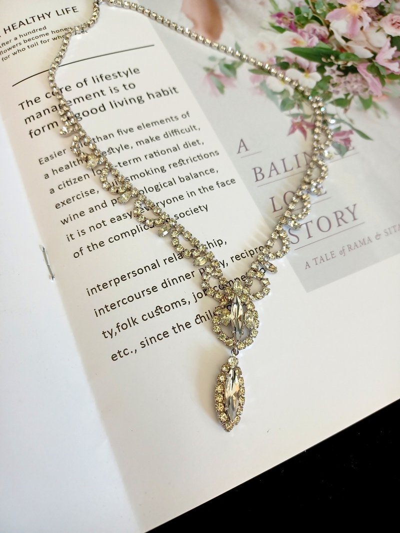 vintage jewelry 氣質公主風萊茵鑽 項鍊 - 項鍊 - 其他金屬 