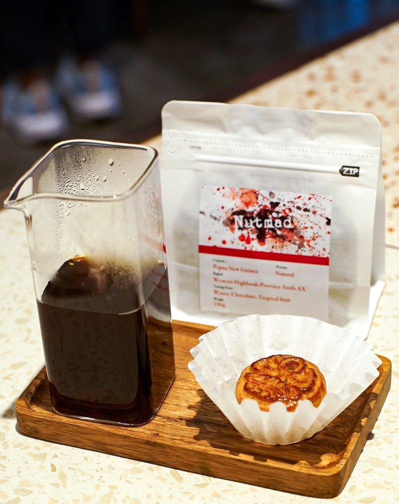 Three Points Water Mooncake x Specialty Coffee (Coffee Pairing by NUTMAD) - กาแฟ - อาหารสด สีนำ้ตาล