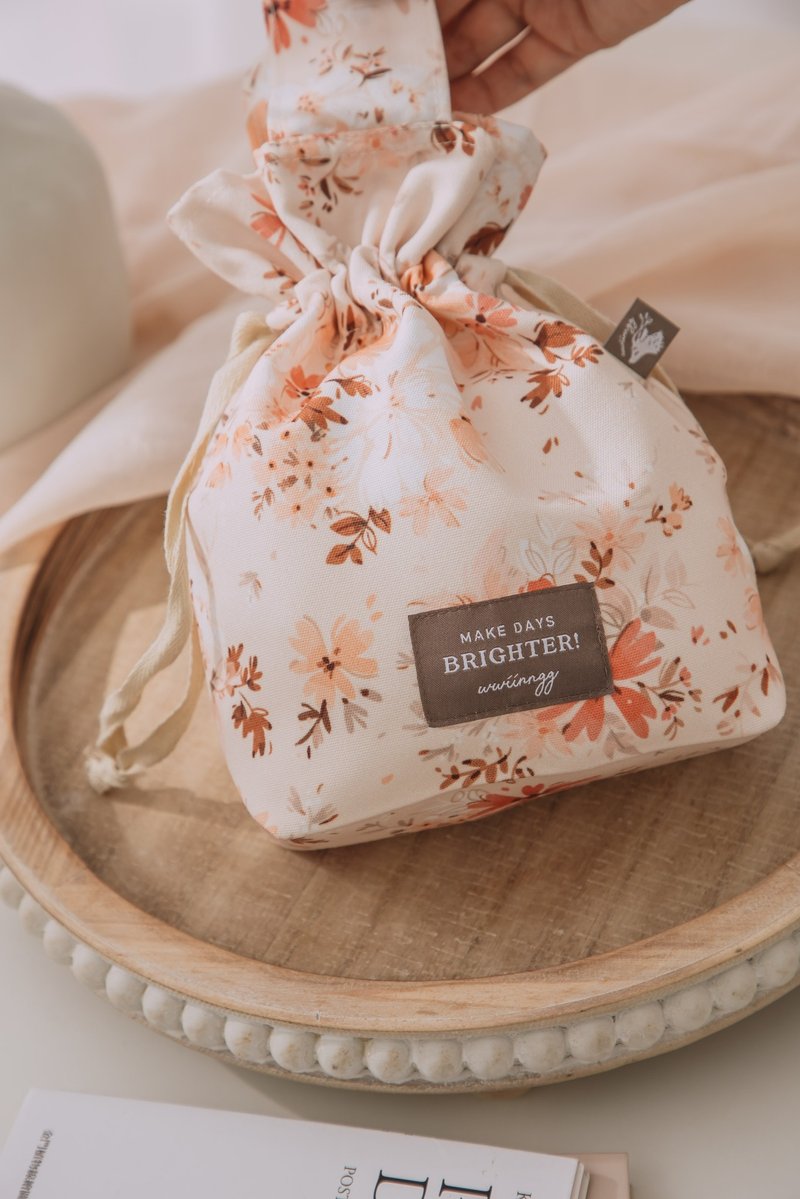 Small handbag with drawstring-Apricot and peach blossom tea - Drawstring Bags - Polyester Pink