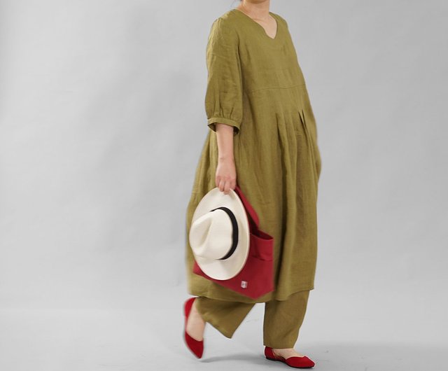 Wafu 薄地 雅亜麻 リネン ワンピース ふんわりスリーブ Vネック タック ドレス 黄橡色 A062h Kib1 ショップ Wafu Linen Clothing ワンピース Pinkoi