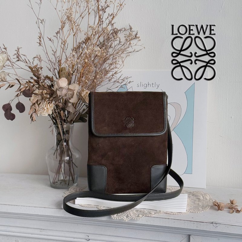 稀有極美品 LOEWE Vintage 古董麂皮肩側背包 - 側背包/斜背包 - 真皮 咖啡色