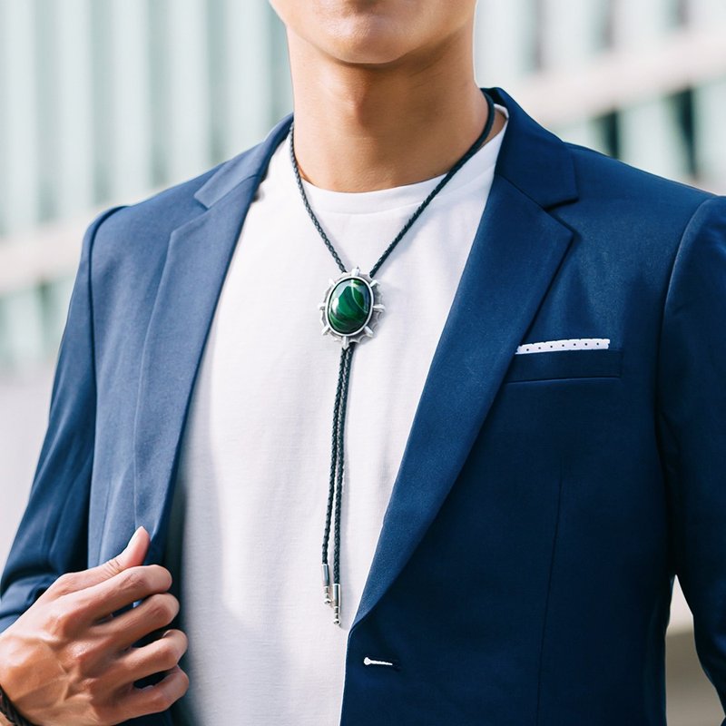 紳士鋒芒 保羅領帶 Bolo Tie 皮革項鍊 皮繩領帶 長項鍊 - 領帶/領帶夾 - 人造皮革 綠色