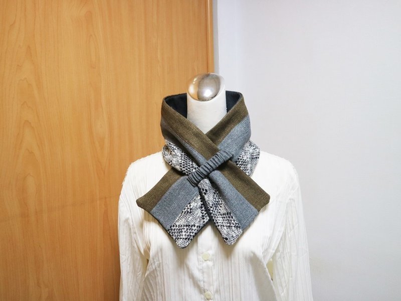 Spliced ​​adjustable short scarf.scarf Warm scarf double-sided and two-color suitable for both adults and children - Knit Scarves & Wraps - Other Materials 