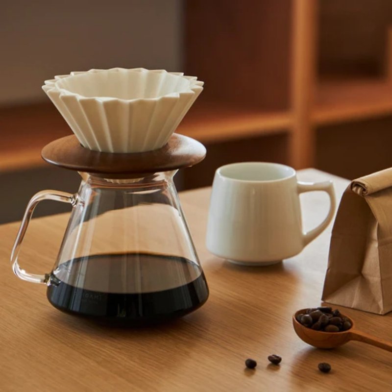 ORIGAMI x HARIO coffee glass bottom pot 710mL/heat-resistant glass/teapot/flower teapot/kettle - Coffee Pots & Accessories - Glass White