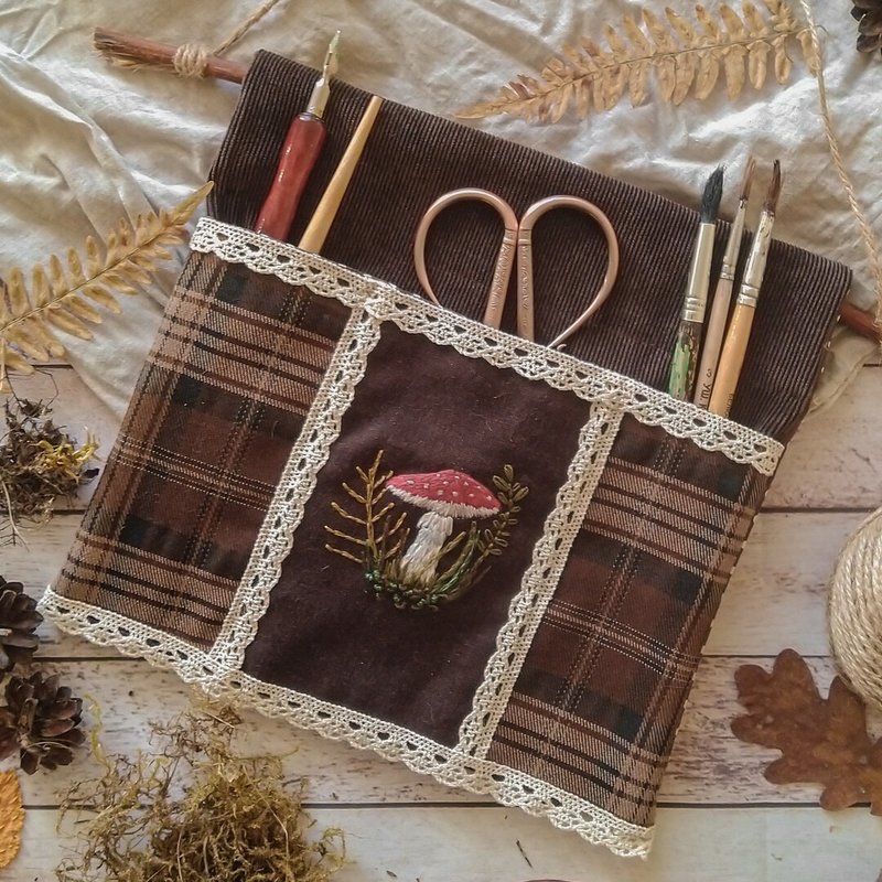 Wall pocket, Wall Hanging Organizer, Wall Storage, Textile organizer, Goblincore - กล่องเก็บของ - เส้นใยสังเคราะห์ สีนำ้ตาล