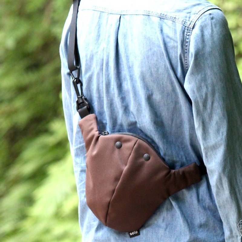 The creature bag　middle　Kodomo-sagari　dark brown navy - Messenger Bags & Sling Bags - Polyester Brown