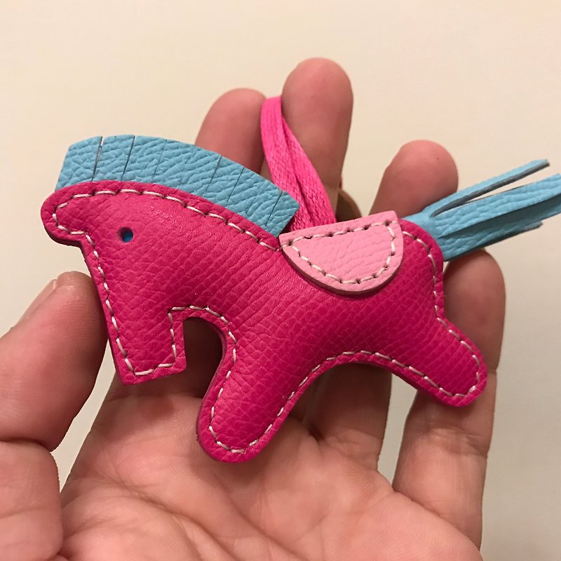 {Leatherprince handmade leather} Taiwan MIT pink cute pony handmade sewing leather strap / beon the epsom leather horse charm in Fuschia (Small size / - ที่ห้อยกุญแจ - หนังแท้ สึชมพู
