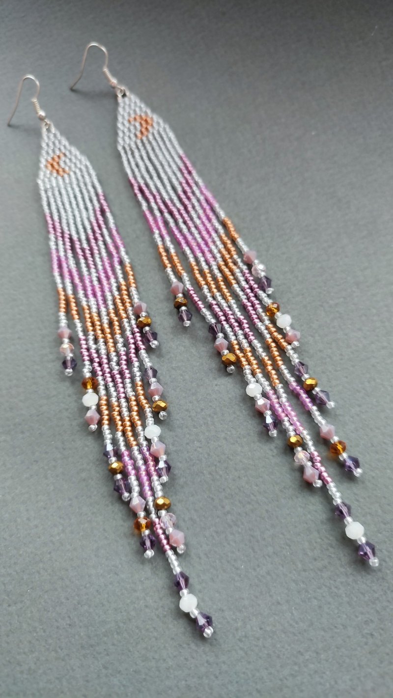 Purple gold beaded earrings, Long earrings Fringe earrings Ombre earrings - ต่างหู - แก้ว สีเงิน