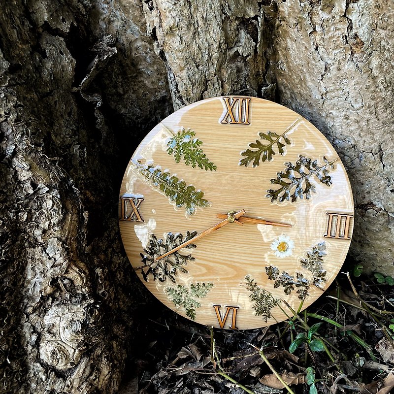 wood leaf resin clock - นาฬิกา - เรซิน สีนำ้ตาล