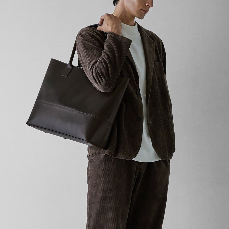 Antique large-capacity tote bag-retro Brown(limited quantity while stocks last) - Messenger Bags & Sling Bags - Genuine Leather Brown