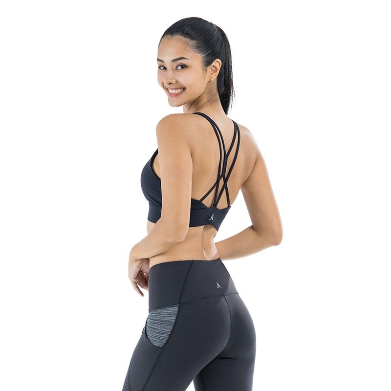 【NAMASTE】Annie 造型拉提肩帶短上衣 - 黑 - 運動內衣 - 尼龍 黑色