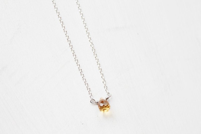 【NOVEMBER 11-birthstone-Citrine 】lucky clavicle silver necklace (adjustable) - สร้อยคอ - เครื่องเพชรพลอย สีเหลือง