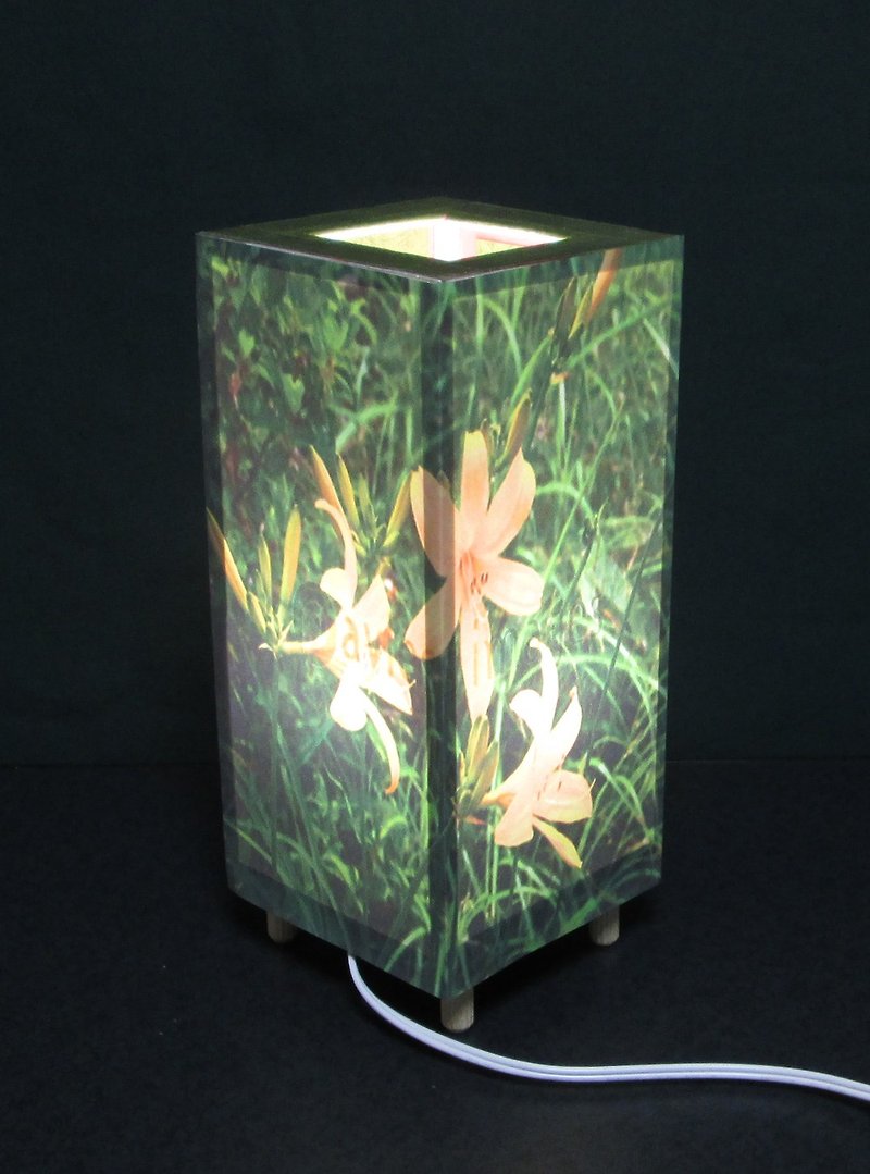 New work! Dreamy Mysterious Flower Series 2 / Yamayuri's Sorrow Healing Light Warm! - Lighting - Paper Green