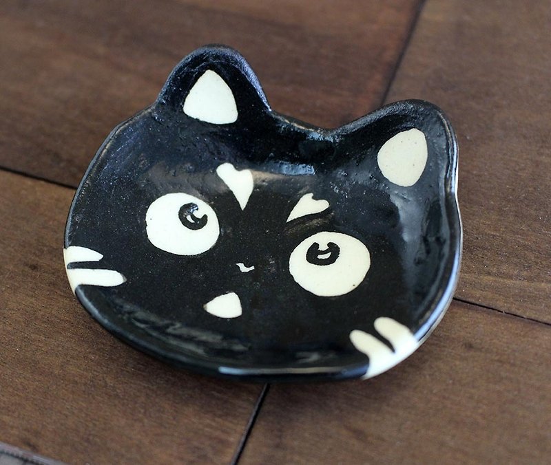 Black cat beans dish - Small Plates & Saucers - Pottery Black